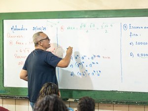 Alagoas adere à Prova Nacional Docente, criada pelo MEC para seleção de professores