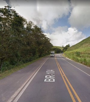 Motociclista fica ferido após colidir contra um carro em União dos Palmares