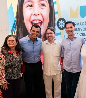 Prefeito Rodrigo Cunha e primeira-dama Millane Hora lançam projeto de música para alunos da rede municipal