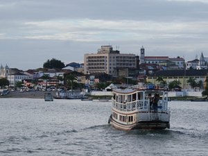 Criminosos usam barco para assaltar no Rio São Francisco