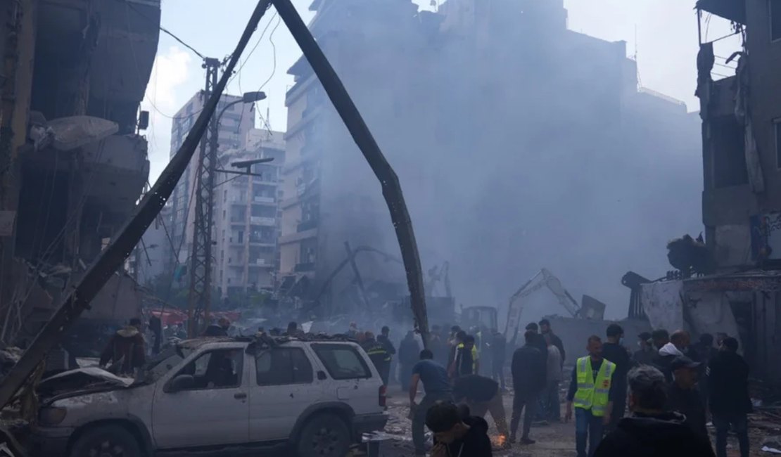 Guerra com Israel faz sírios refugiados no Líbano voltarem para Síria