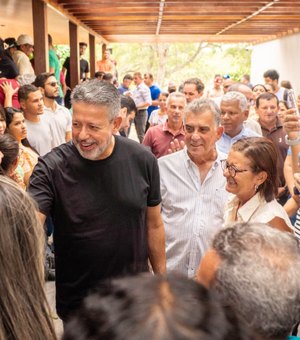 Arthur Lira garante investimento de R$ 3 milhões para pavimentação de vias em Pão de Açúcar