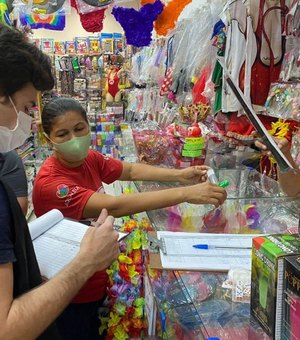 Procon Maceió realiza pesquisa de preços de produtos carnavalescos