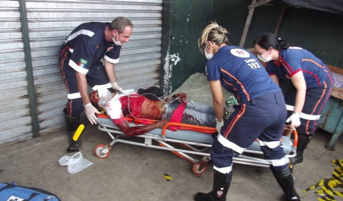 [Vídeo] Atentado deixa três pessoas feridas em Arapiraca