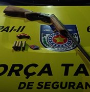 Polícia apreende arma de homem que atirava em via pública em Porto Calvo