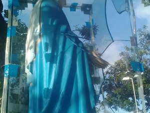 Imagem católica é depredada em praça no Salvador Lyra