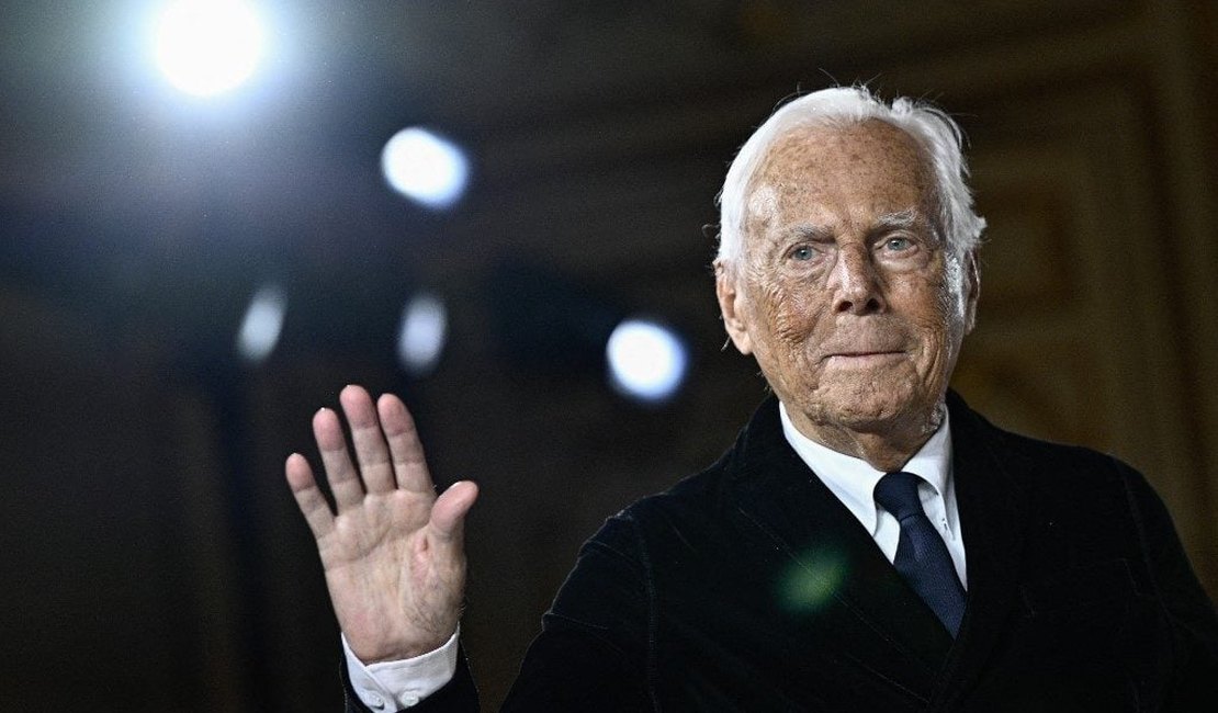 Morre o estilista italiano Giorgio Armani, ícone da moda, aos 91 anos