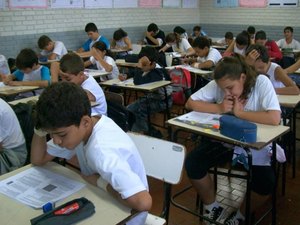 Termina hoje prazo para escolas aderirem a programas de tempo integral