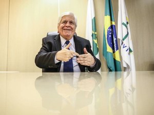'Nem sei identificar maconha, minha geração é do lança perfume', diz presidente da Anvisa