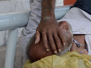 Sesau capacita colaboradores da UPA Tabuleiro sobre acolhimento a pessoas em situação de rua