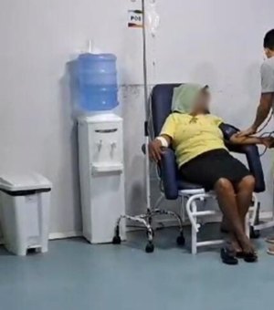 [Vídeo] Técnico de laboratório é filmado atendendo a própria mãe em UPA de bermuda e chinelos