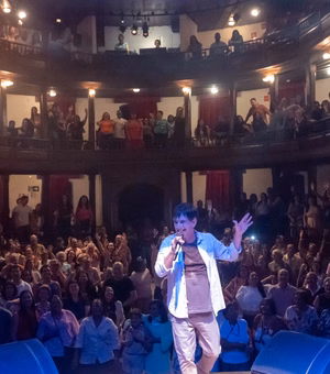 Atrações do Projeto Seis e Meia lotam Theatro Sete de Setembro