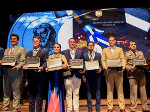 Perita Geral de Alagoas é homenageada com medalha do mérito da Polícia Civil