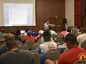 Turismo promove seminário para jangadeiros