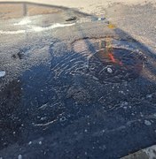 Moradores denunciam vazamento de água na Jatiúca; este é o 2º caso na semana
