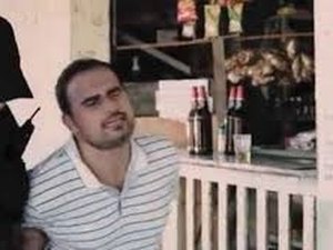 Cassiane muda clipe após ser acusada de romantizar violência doméstica