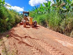 Prefeitura recupera estradas e acessos na Serra do Candará, em Palmeira dos Índios