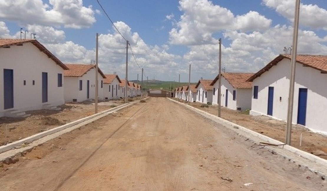 Campo Alegre e Junqueiro vão ganhar 219 novas unidades habitacionais