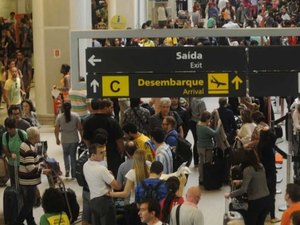 Passagens aéreas estão até 250% mais caras para o carnaval
