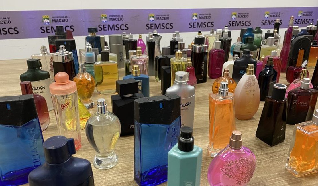 Fiscalização da prefeitura apreende perfumes falsificados no centro de Maceió