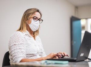Conecta Professor: servidores da rede estadual já podem solicitar benefício