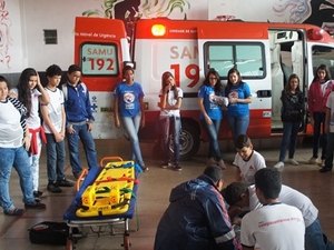 Samu nas Escolas conscientiza 7.500 alunos do ensino fundamental e médio