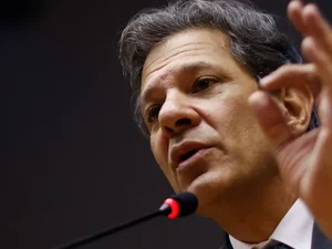 Nova regra fiscal deve ser entregue até sexta-feira (14) e sem alterações, diz Haddad