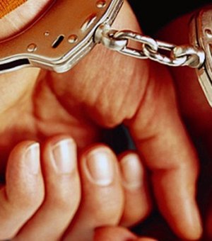 Suspeito é preso por estuprar adolescente de 13 anos na Feirinha da Pajuçara 