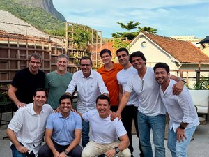 JHC se reúne com Luciano Huck, João Campos e Eduardo Paes