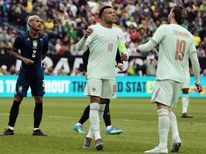 França assume liderança do ranking da Fifa; Brasil cai para 6ª posição