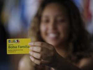Programa Bolsa Família não paga décima terceira parcela aos beneficiários