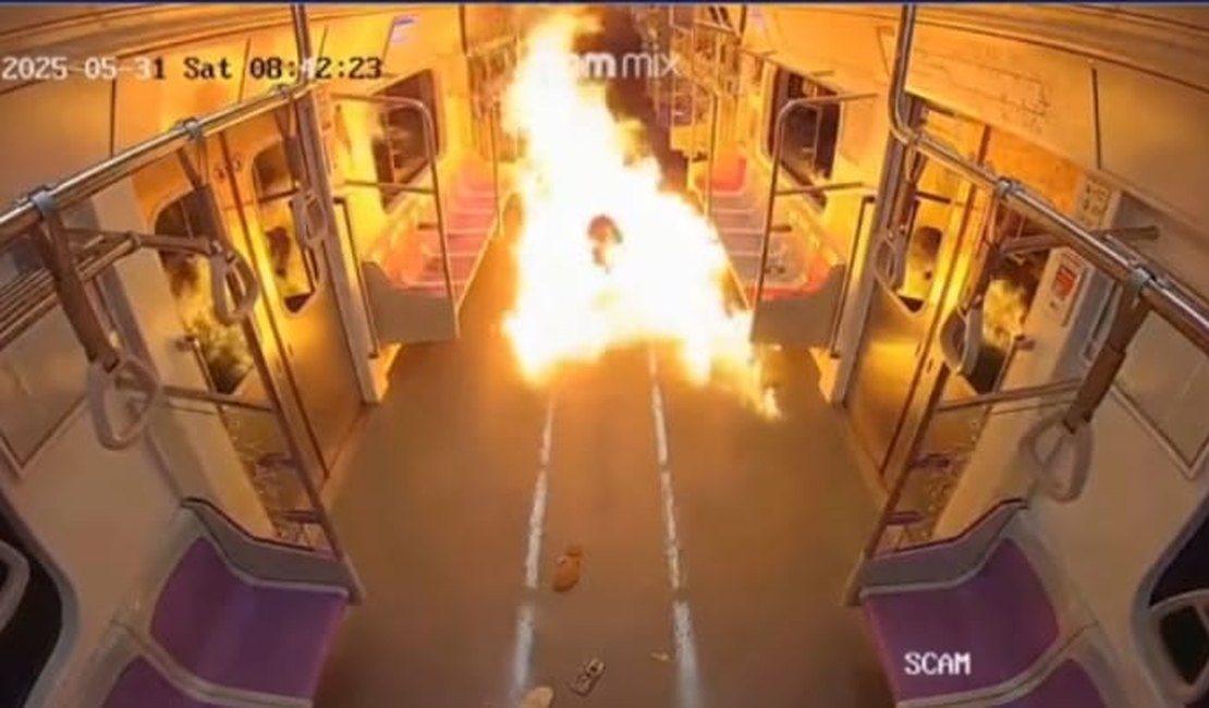 Homem incendeia vagão lotado no metrô de Seul, na Coreia do Sul