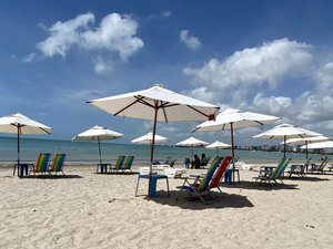Prefeitura de Maceió lança edital de atualização cadastral para ambulantes da orla