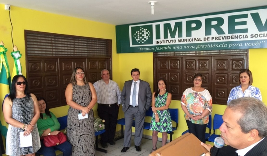 Prefeita inaugura Instituto de Previdência Municipal em Arapiraca