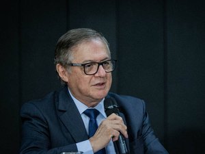 MEC desiste de pedir vídeos de alunos cantando o Hino Nacional