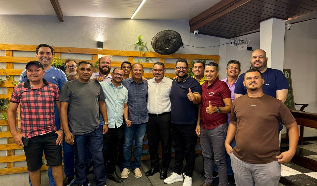 Cícero Cavalcante amplia base política e articula novas alianças em Arapiraca