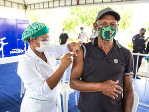 Mais de 94% das doses recebidas já foram aplicadas em Maceió