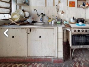 Anúncio de apartamento 'detonado' à venda viraliza nas redes sociais