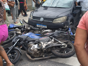 Colisão entre motos, carros e ônibus é registrada na parte alta de Maceió