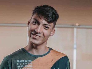 Filho “04” de Bolsonaro, Renan está com Covid-19