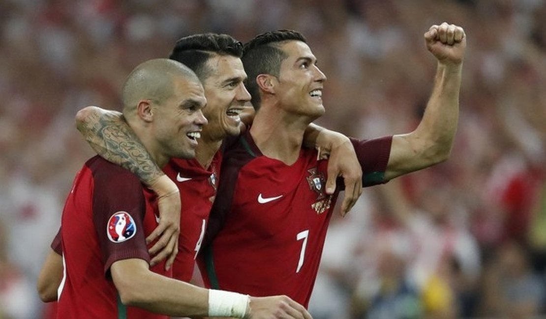 Portugal vence Polônia nos pênaltis e vai às semifinais da Eurocopa