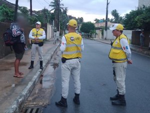 Ronda no Bairro resgata paulista em situação de vulnerabilidade na orla de Ipioca