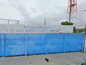 Urna eletrônica apresenta defeito e atrasa votação no Prado, em Maceió