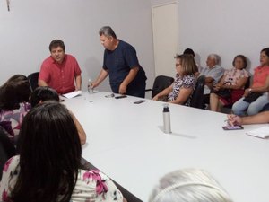 Associação reivindica reajuste salarial de 10% para servidores da Câmara Municipal