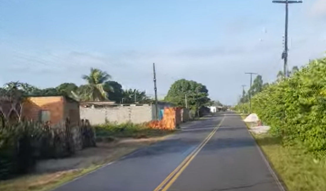 Pescador é vítima de atentado após briga por terreno no povoado Penedinho, em Piaçabuçu