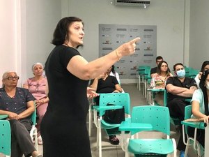 Profissionais do HEA são treinados sobre captação de órgãos e tecidos para transplantes