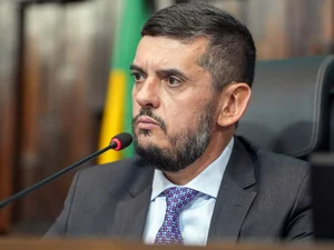 Alerj decide revogar a prisão preventiva do deputado Rodrigo Bacellar