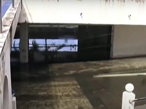Chuvas alagam Memorial da República no Jaraguá