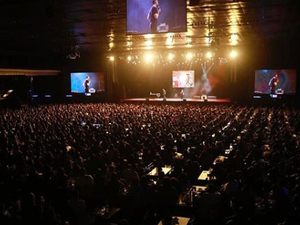 Carlinhos Maia agradece fãs por show lotado em São Paulo