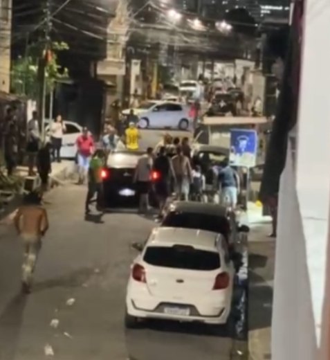 Homem é morto a tiros próximo a mercadinho no Jacintinho, em Maceió